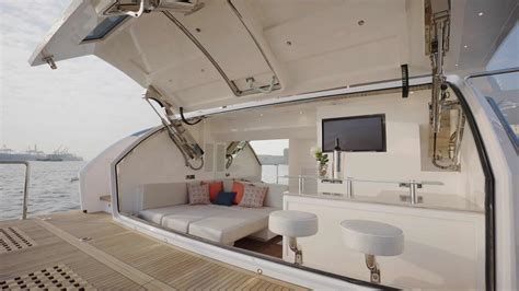 Horizon Yacht FD92 SUPERYACHT TV