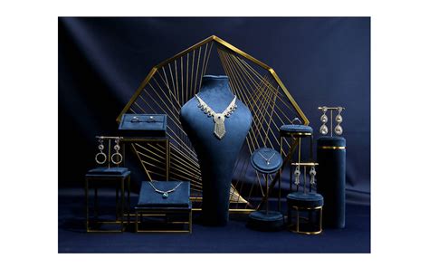 Innovative Jewelry Display Ideas for Retail Stores