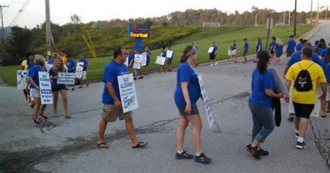 Teachers Strike Begins In East Allegheny Cbs Pittsburgh