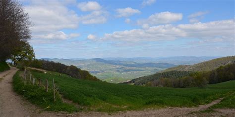 Destination Vtt Parcours Incontournables Dans Les Monts Du Lyonnais