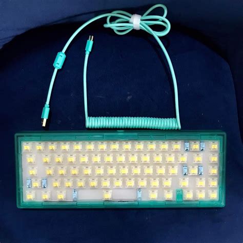 Gas Barebones Milky Yellow Switches Mechanical Keyboard Fully