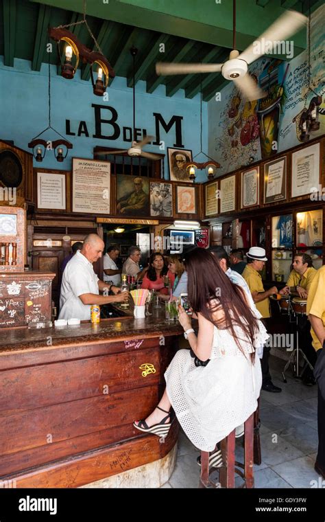 Famous Cafe La Bodeguita Del Medio In Old Havana Cuba Stock Photo Alamy