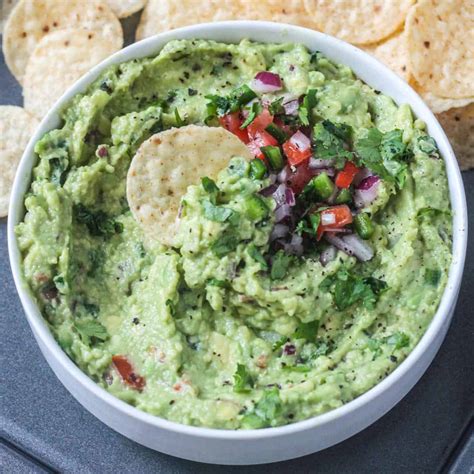 Easy Homemade Guacamole