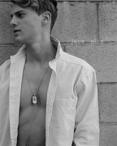 Jace Lee Norman On Instagram 🤤🌝 Jacenorman” Imagenes De