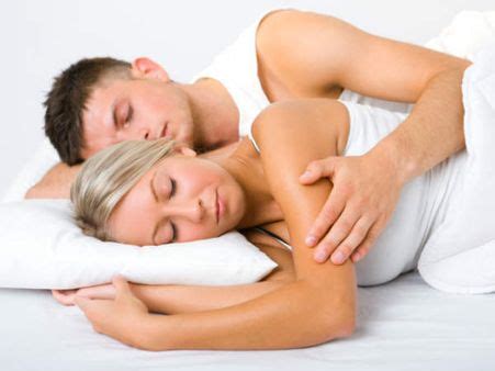 9 Health Benefits Of Cuddling Boldsky