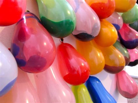 Paint In Water Balloons Art Crafts Diy Crafts Bucket List