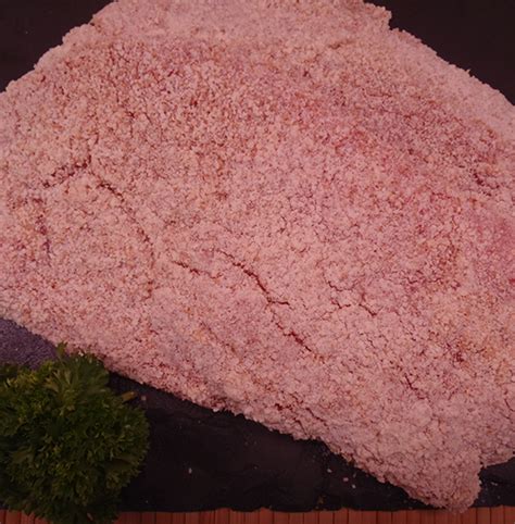 Duitse Schnitzel Vleeswaren Slagerij Nomden