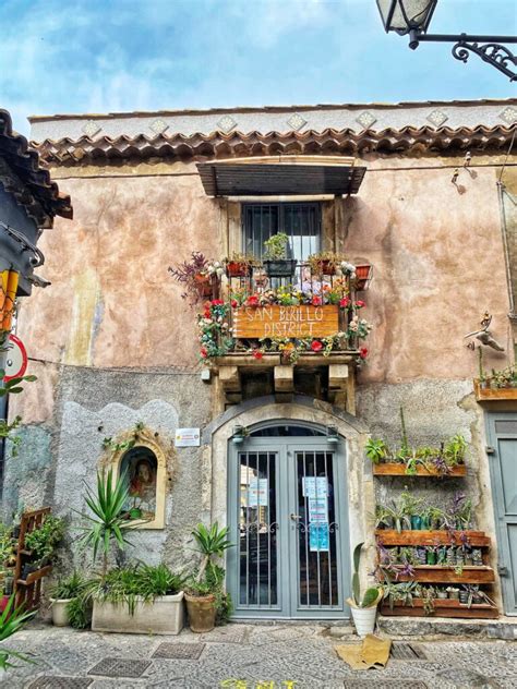 San Berillo A Catania Una Esplosione Di Colori Ti Ci Devo Portare In