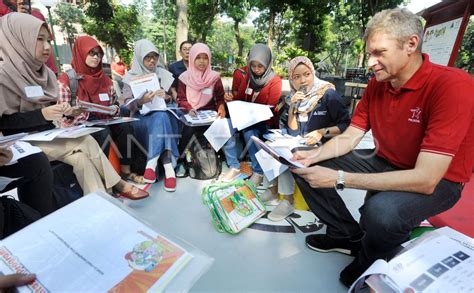 Workshop Literasi Keuangan Prudential Antara Foto