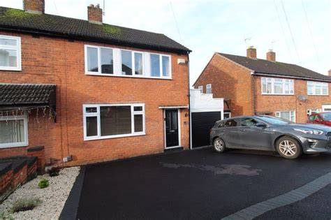 Hillbrow Crescent Halesowen B62 3 Bed Semi Detached House For Sale £