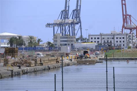 Obras En El Muelle Pesquero Del Puerto De Las Palmas Espa A Times