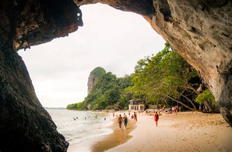 Railay Beach: A Guide to One of Thailand’s Most Beautiful Beaches ...