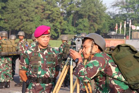 Apel Gelar Material Dan Pengukuhan Bintara Utama Resimen Artileri Marinir