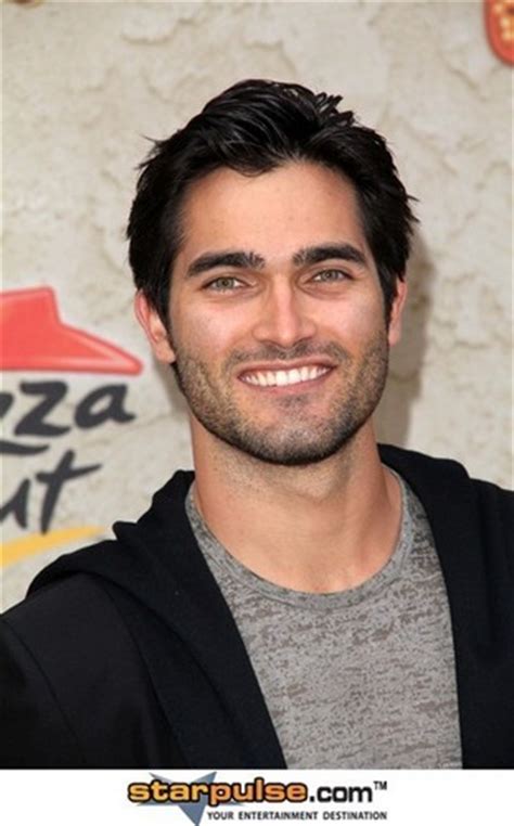 Hoechlin Tyler Hoechlin Wallpaper 25094070 Fanpop