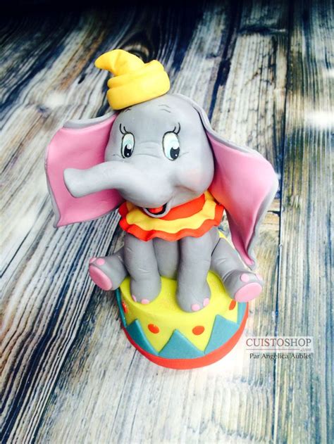 Tutoriel Dumbo en images en 2024 Gâteau dumbo Gâteaux disney Gâteau