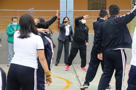 Colegios deberán realizar 10 minutos diarios de actividad física