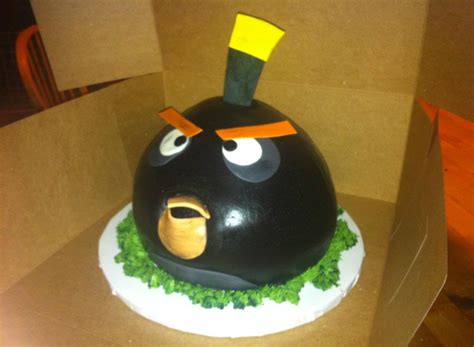 CakeCreated: Angry Birds Cake