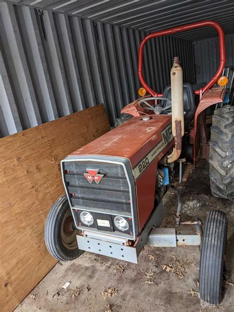 1983 Massey Ferguson Tractor Online Government Auctions Of Government Surplus Municibid