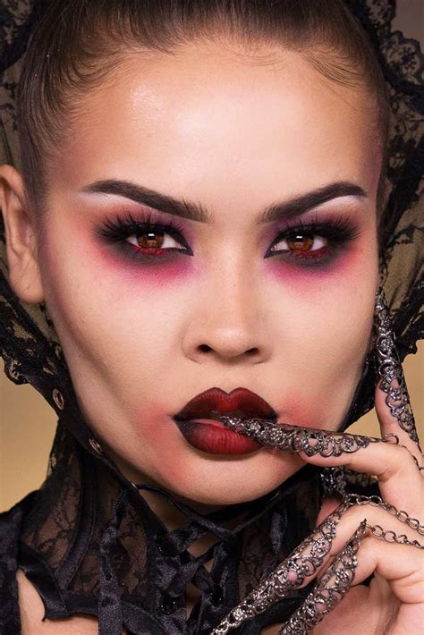 45 Glam And Sexy Vampire Makeup Ideas 2021