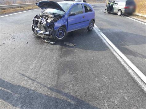 Accident La Hincesti Un Tanar A Pierdut Controlul Volanului Si A Izbit