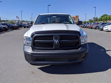 New 2020 Ram 1500 Classic Tradesman 4×4 Crew Cab