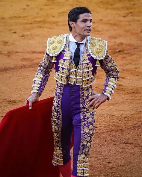 Trajes De Luces Nazareno Y Oro