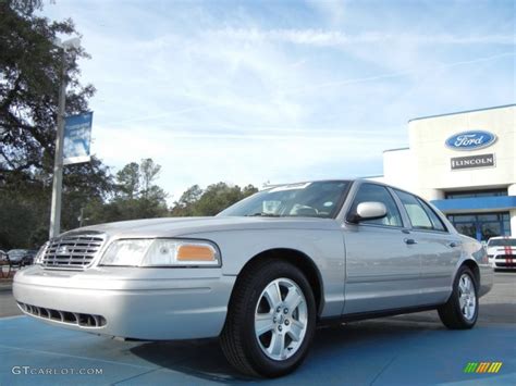 2011 Silver Birch Metallic Ford Crown Victoria LX 59739085 Photo 23