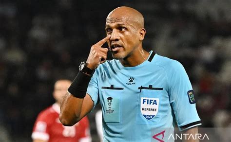 Demi Keamanan Wasit Ahmed Al Kaf Tidak Jadi Pimpin Laga Afc Champions