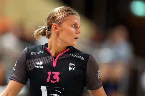 News Barbara Moretto Prolonge Avec Dijon Ligue F Minine De Handball