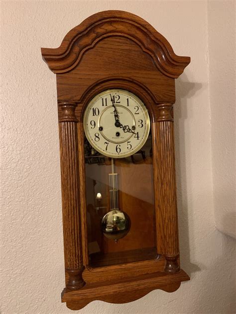Howard Miller 620 232 Daniel Wall Clock Oak Yorkshire Key Wound Mantle