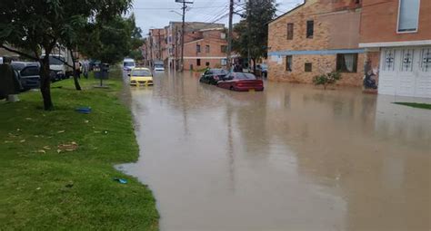 Fuertes Aguaceros En Bogot Causaron Inundaciones Y Emergencias