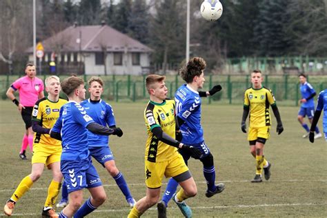 Centralna Liga Junior W U Siarka Tarnobrzeg Zmierzy A Si Z Sandecj