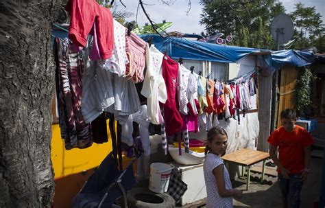 Video Un Enfant Français Sur Cinq Vit Sous Le Seuil De Pauvreté