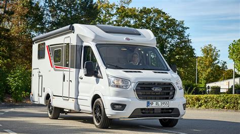 Bürstner Lineo T 2023 Schlanke Wohnmobile auf Ford promobil