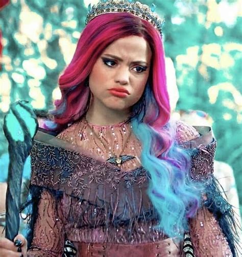 Pin Oleh Kayli Bossard Di Descendants