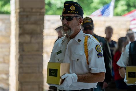 19 unclaimed veterans receive dignified burial > Scott Air Force Base