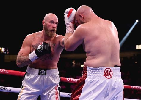 Photos: Robert Helenius Beats Down Adam Kownacki in Rematch - Boxing News