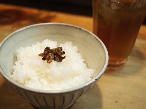 須坂食品工業 蜂の子甘露煮 蜂の子佃煮 高級珍味 地蜂 蜂の子 長野のお土産 80g 産直市場ヤマサン 人気を誇る