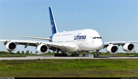 D AIMK Airbus A380 841 Lufthansa Justin Jundel JetPhotos