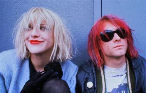 Kurt And Courtney Kurt Cobain And Courtney Love Photo 17772683 Fanpop