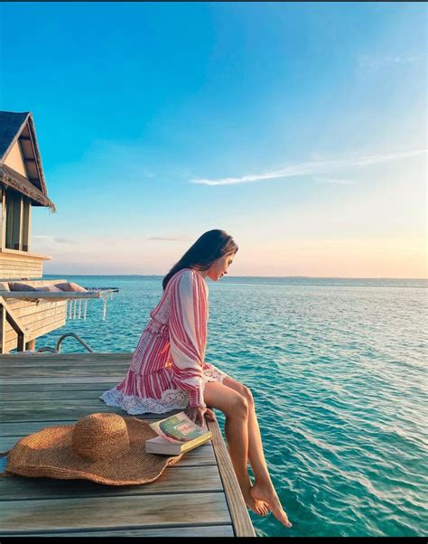 Vacation Fun Samantha Akkineni And Rakul Preet Singh S Sexy Hot Water Baby Avatar IWMBuzz