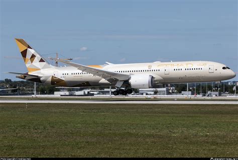 A6 Bly Etihad Airways Boeing 787 9 Dreamliner Photo By Andreas Hein