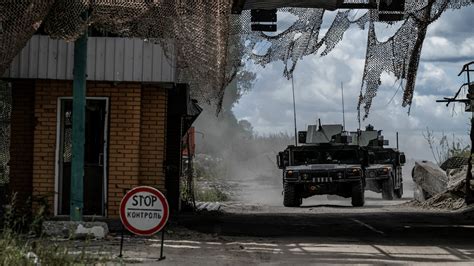 Kursk Incursion Ukrainian Troops Crossing Border Into Russia