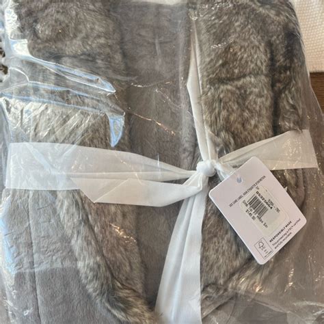 Pottery Barn Intimates And Sleepwear Nwt Pottery Barn Faux Fur Ombre Robe Poshmark