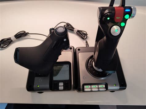 LOGITECH X52 Professional H.O.T.A.S., PC | Kaufen auf Ricardo