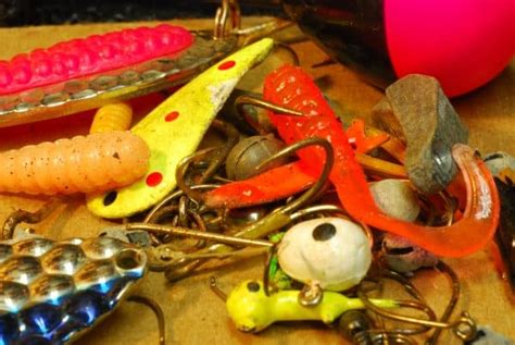 The Best Crappie Jig Colors for Any Situation | Crappie Fisher