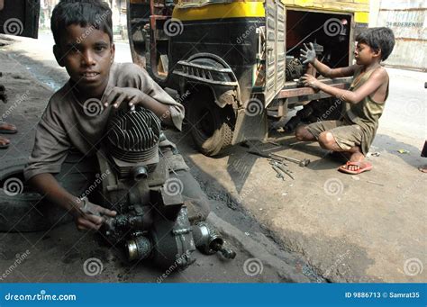Child Labour in India. editorial stock photo. Image of worker - 9886713