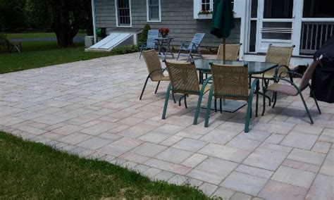 Flagstone Patio With Grass Joints All In One Patio Design