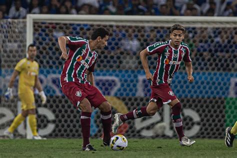 Fluminense Supera O Cruzeiro Cala Mineir O Lotado E Avan A Na Copa Do