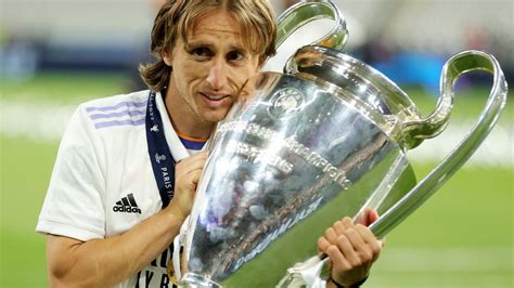 Luka Modric Renueva Un A O M S Con El Real Madrid La Opini N De A Coru A